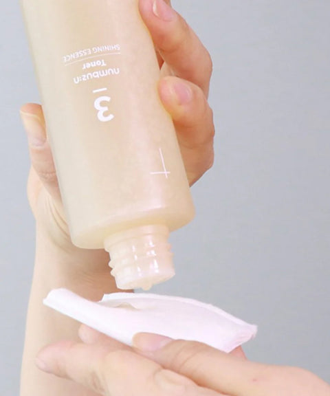 Super Glowing Essence Toner